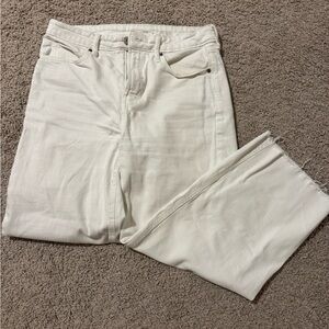 Women’s White Jeans